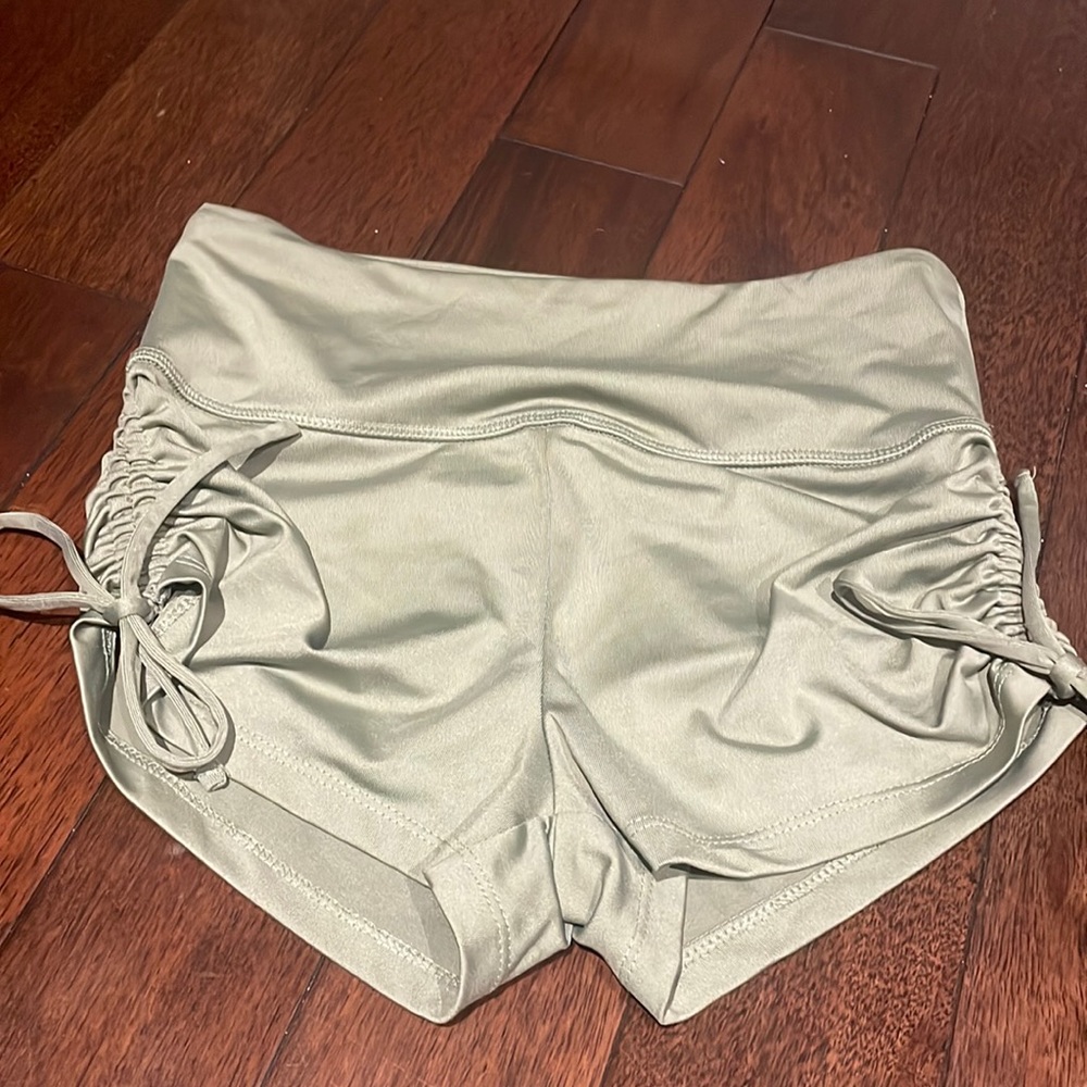 Forever 21 shorts